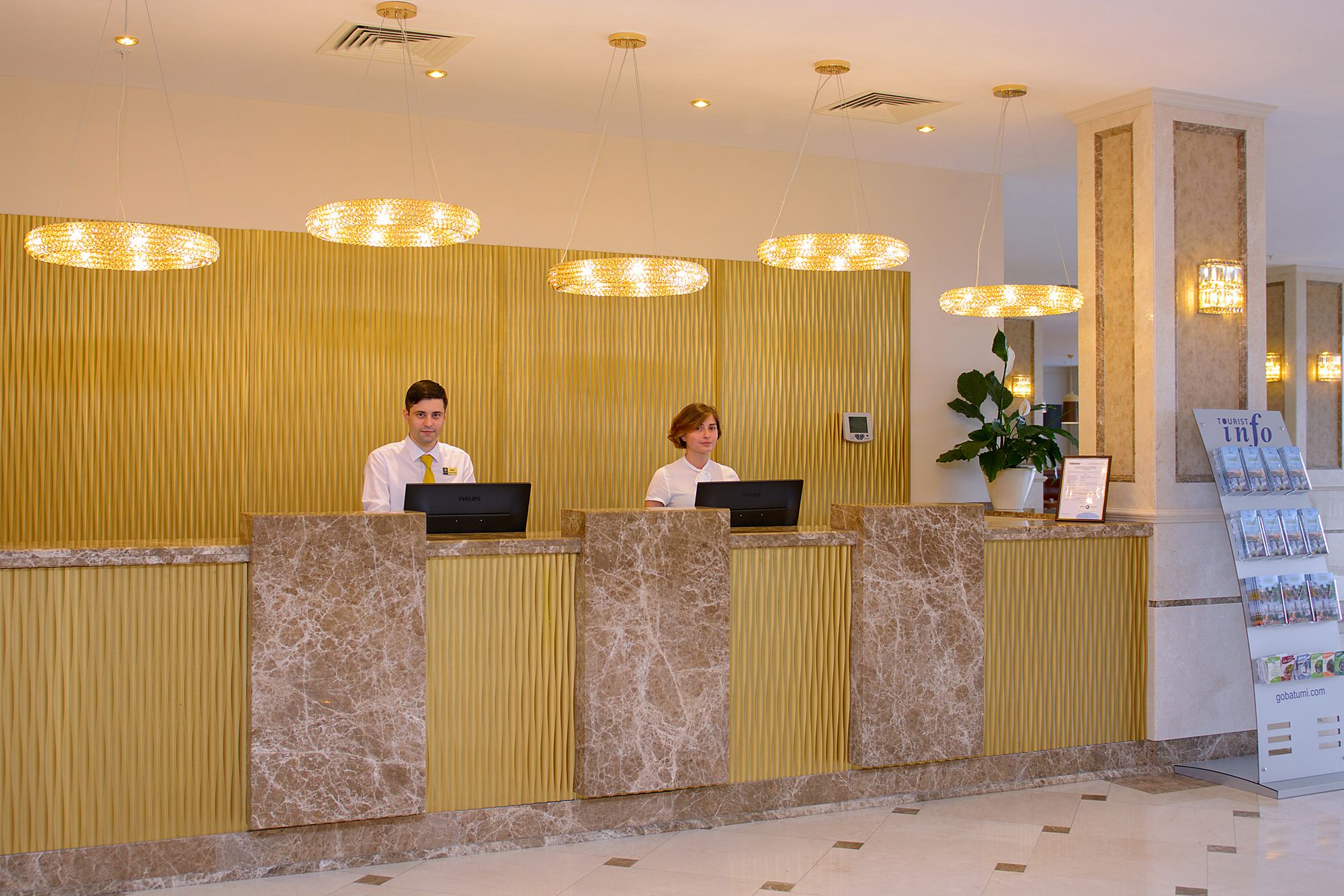 The Grand Gloria Hotel