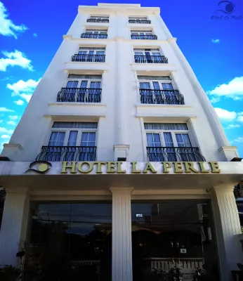 ホテル ラ ペルル
