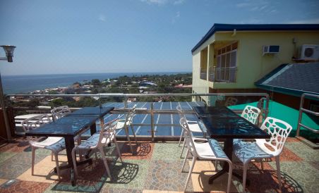 C & L Bay View Inn - Housity
