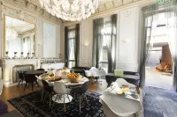 Hotel C2 - breakfast