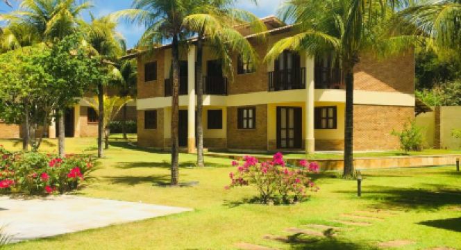 Hotel Exterior Club House Photo