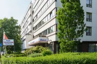 Hotel Helgoland Hotels near Delphi Showpalast