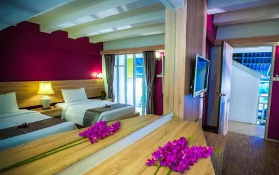 ห้องสวีทครอบครัวสามห้องนอนบังกะโล