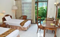 Hotel Dana Solo Hotels in Laweyan