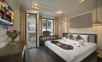 Galliot Central Hotel