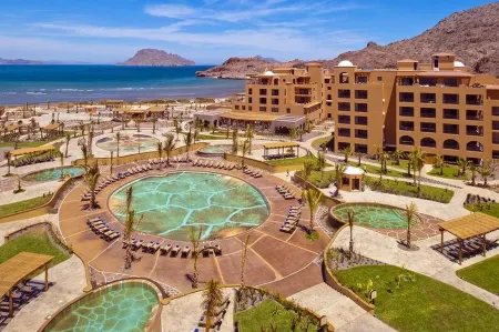 Villa del Palmar at the Islands of Loreto