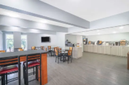 Gatlinburg River Inn