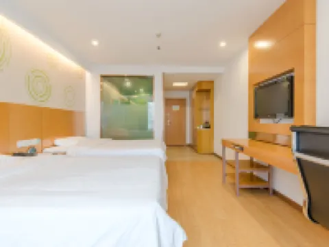GreenTree Inn (Chizhou High-speed Railway Station Branch) Hotels in Chizhou