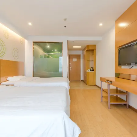 GreenTree Inn (Chizhou High-speed Railway Station Branch)