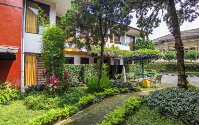 Kencana Hotel Hôtels à : Bandungan