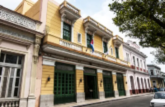 E Velasco โรงแรมใน