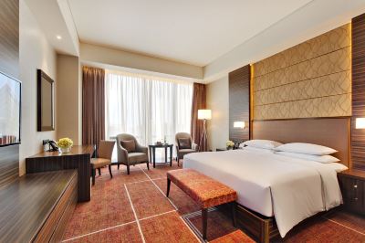 ハイアットキングサイズベッドルーム ハイアット リージェンシー マニラ シティ オブ ドリームズの写真