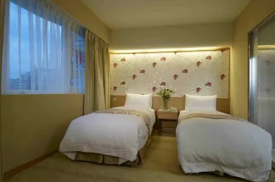 Hotel Color Hotels near Chihlee University of Technology Library