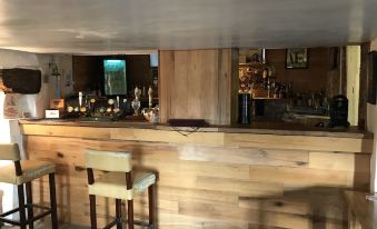 The Pecking Mill Inn - Housity