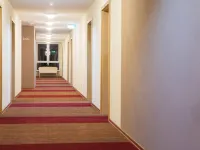 CityHotel am McKeePlatz Hotels in Crailsheim