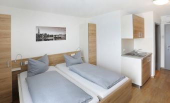 Easy Sleep Apartmenthotel
