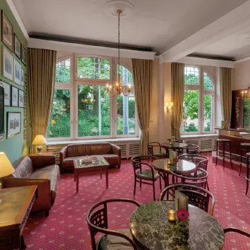 Hotel Oranien Wiesbaden Отели рядом с достопримечательностью «Вестенд»
