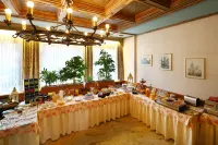 โรงแรมไคเซอร์ฟัลซ์ - พร้อมอาหารเช้า