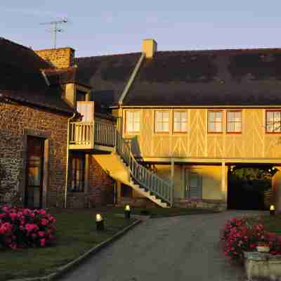 Saint Malo Golf Resort Hotel Exterior