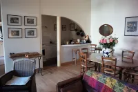 Les Crepinières Hôtels à : Barjouville