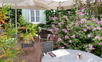 Logis Hotel Saint-Joseph
