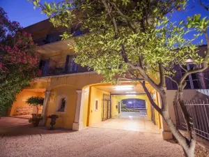 La Bastide du Port - Hôtel de Charme