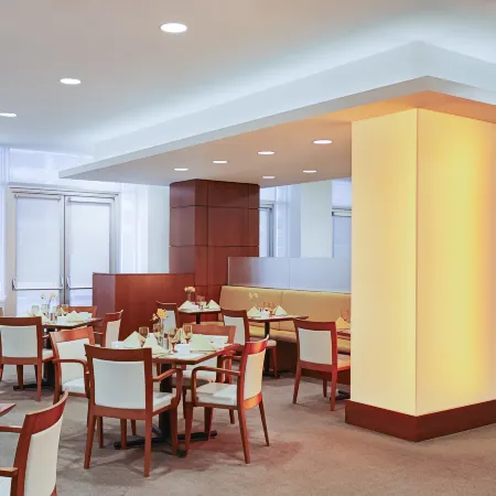 InterContinental Hotels SUITES HOTEL CLEVELAND by IHG