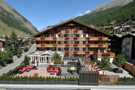 La Couronne Hotel & Spa Отели рядом с достопримечательностью «Горнерграт»