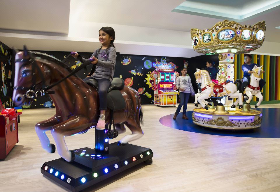 Grove Resort & Spa Over view