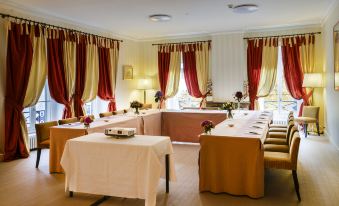 Hôtel des Trois Couronnes & Spa - the Leading Hotels of the World