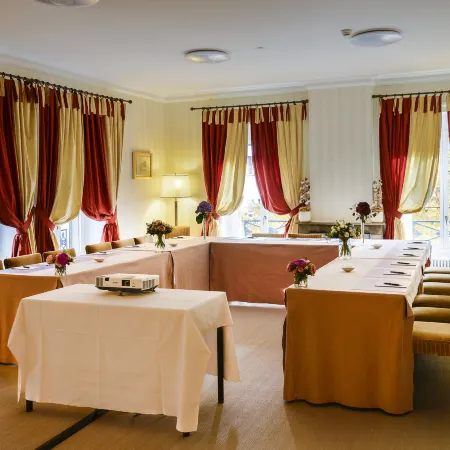Hôtel des Trois Couronnes & Spa - the Leading Hotels of the World