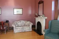 The Customs House Inn - homestay