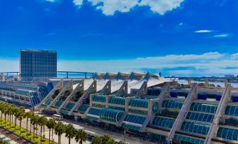 Porto Vista Hotel in Little Italy