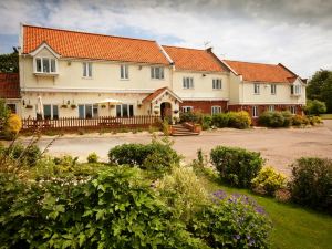 Wayford Bridge Inn Hotel