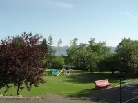 Hotel la Roche Pleureuse فنادق في Les Eboulements