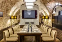 Hotel Teatro Boutique Old Town - Destigo Hotels 바르샤바 호텔