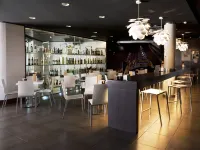 هوتل تاك مادريد إيربورت Hotels near باراخاس