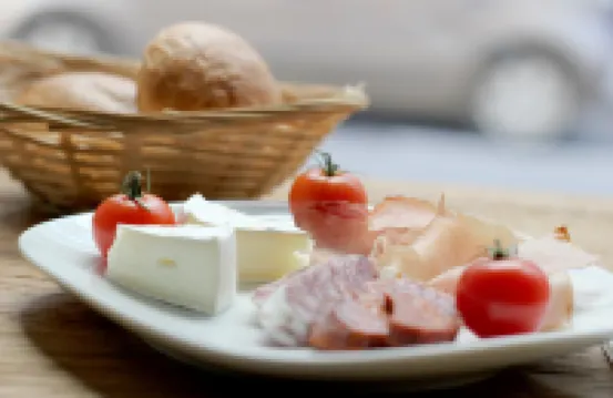 澤尼特聖塞瓦斯蒂安酒店