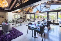 Shanti Som Hotels in Coin