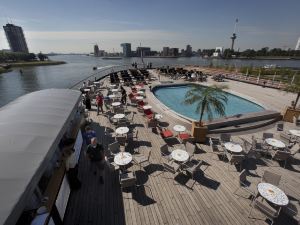 Ss Rotterdam Hotel en Restaurants