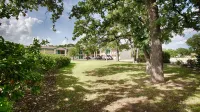 Days Inn by Wyndham Gatesville Отели в г. Гейтсвилл