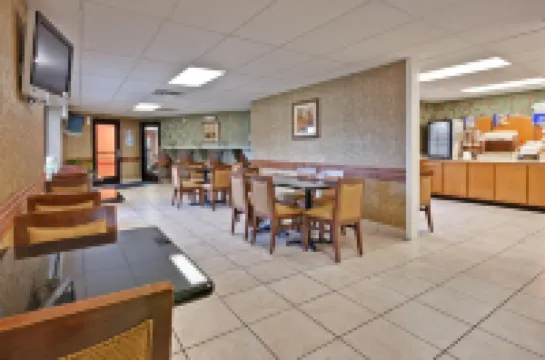 Comfort Inn Franklin Highway 96