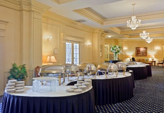 크라운 플라자 호텔 포틀랜드-다운타운 컨벤션 센터