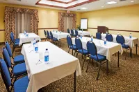 Holiday Inn Express & Suites Sebring Hotels in Sebring
