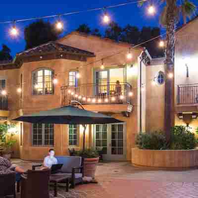 Hotel Los Gatos Hotel Exterior