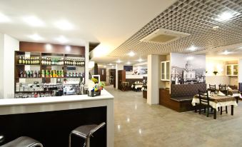 City Star Hotel