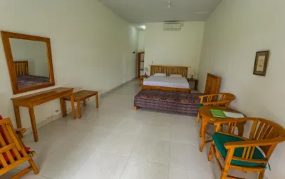 Ocean Queen Resort Hotel dekat BUKIT DURIAN SAGARA (VILLA SAGARA DESA SUKAMAJU)
