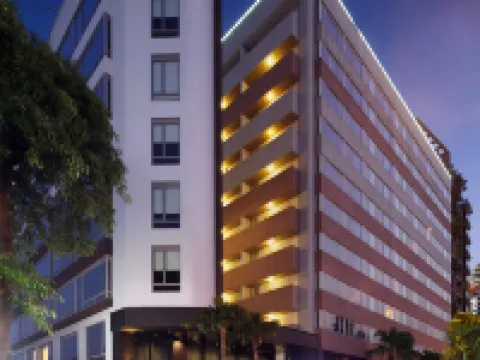 โรงแรม52 โรงแรมในปลายาเดลการ์เมน