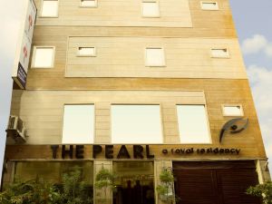 The Pearl- A Royal Residency