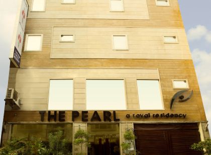 The Pearl- A Royal Residency